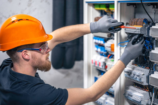 Best Circuit Breaker Repair  in Alvin, TX